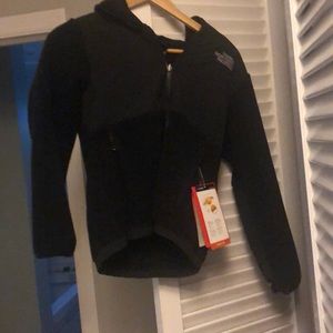 North face girls fleece Denali jacket size medium